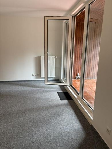 Hamburg Bergstedt’te geniş güneybatı sundurmalı ve yeşil manzaralı 2 odalı daire, 2. kat (son kat) – Fotoğraf 11