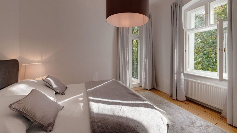 Tiergarten, prima occupazione, tranquillo appartamento di 2 locali in edificio d’epoca completamente arredato – Foto 6