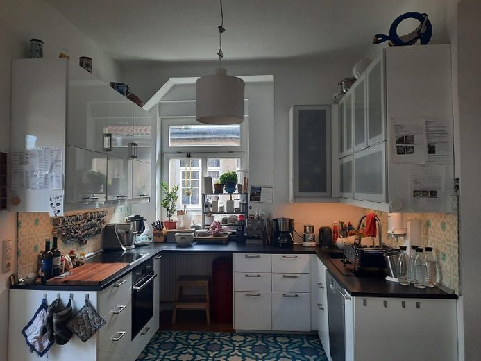 Exklusive und großzügige 5-Zimmer-Maisonettewohnung mit Balkon – Küche