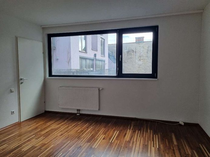2 Zimmer Wohnung – 8605_-224010896