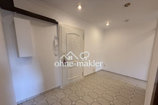 Wunderschöne leerstehende Zweizimmerwohnung mit Garage