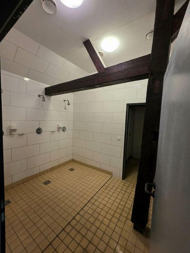 Gewerbefläche mit Sauna/Massageräume in Reetdach-Fachwerkhaus – Foto 7