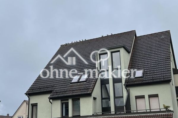 Jasne mieszkanie 3,5-pokojowe z balkonem i tarasem w centrum Möglingen – bez prowizji