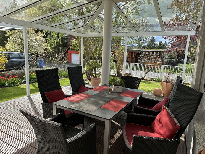 Schönes freistehendes Einfamilienhaus mit Garage und Carport in ruhiger Feldrandlage – Foto 4