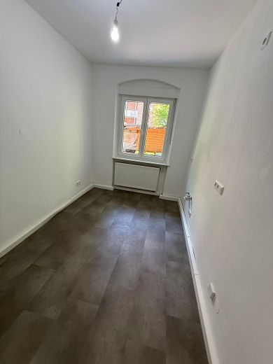 Immediate occupancy available: beautiful, renovated 3-room apartment in a great location! – Küche