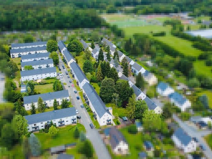 ++ top Investment in beliebter Wohnlage -- 40 Häuser mit Balkonen und Stellplätzen ++ – फोटो 1