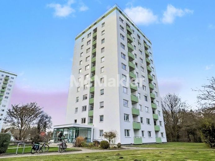 Renovierungsbedürftige 1,5 Zimmer-Wohnung in gepflegter Wohnanlage mit Loggia und Blick ins Grüne – Foto 1