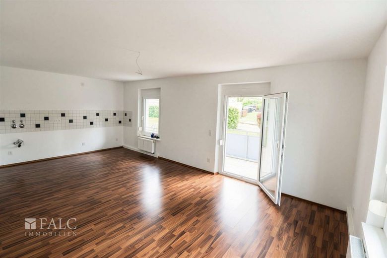 Sofort Verfügbar – Essbereich