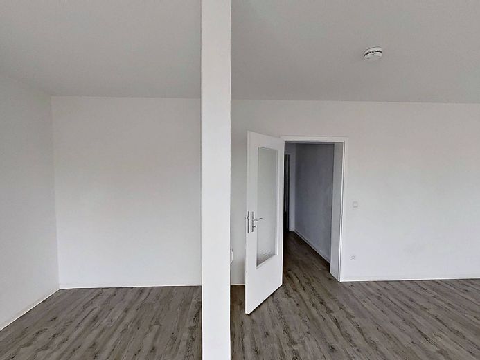 Apartamento individual bien distribuido con BALCÓN – Ansicht IV: Wohn- und Schlafb…
