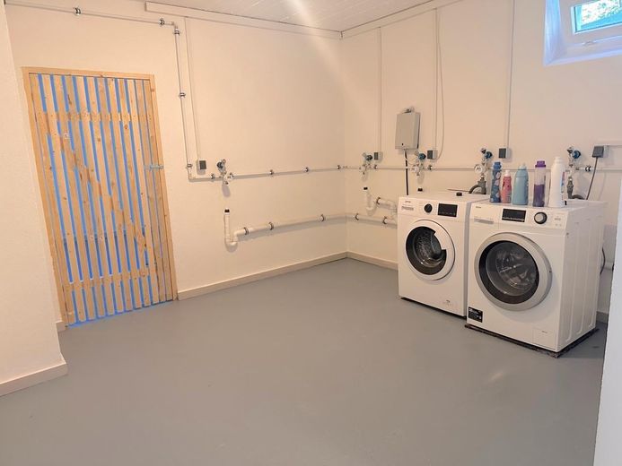 Komplett Möbelierte 3 Zimmer Wohnung – Foto 5