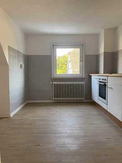 Rennovierte Wohnung mit Küche Ruhig und zentral im Bergischen Schieferhaus mit Garten – Küche 