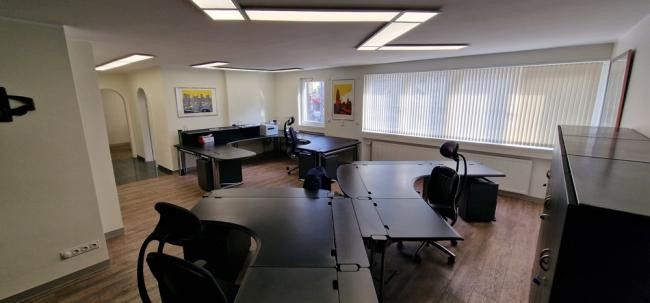 Repräsentative Büro- oder Praxiseinheit im Oeder Weg – Frankfurt-Nordend – Foto 3
