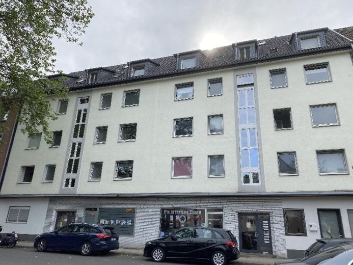 Per acquirenti con pagamento diretto: appartamento di 2 locali al piano mansardato - posizione centrale – Foto 1
