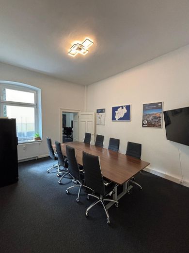 Büroräume im denkmalgeschützten Stilhaus in Duisburg Ruhort – Sitzungszimmer 