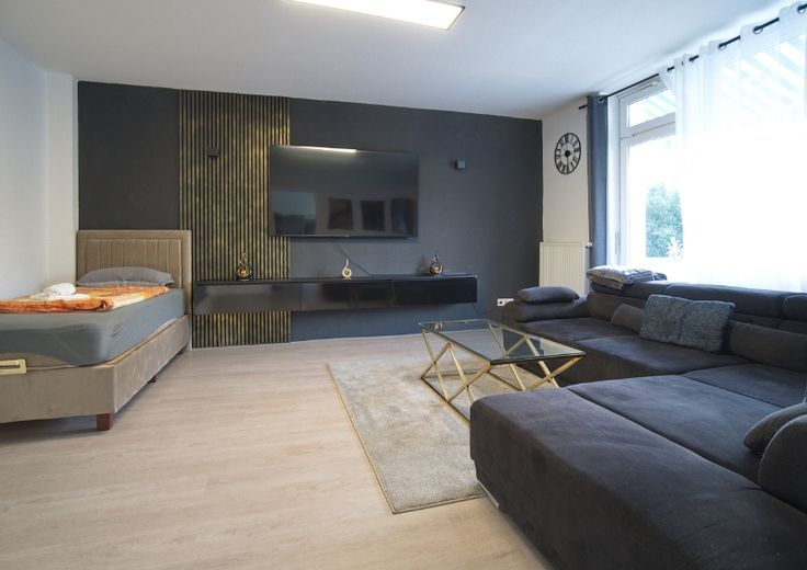 Zum Wohlfühlen: Komfortable Wohnung mit großer Balkonterrasse zum Garten und Komplettausstattung, Smart-TV, Internetzugang u.v.m. – a906e704c4b9d60caf5328bfe9d66b6a2076b2a8.jpg