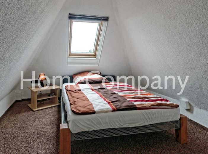 Reizvolles möbliertes Apartment über zwei Ebenen, Internetzugang, gute Wohnlage in Essen – b79f769b3f9181033954bab84c1944690b69072f.jpg