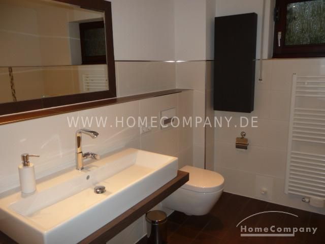 شقة من 4 غرف، مفروشة، الطابق الأرضي، تراس. – cbf27441cc0ad2ee47492b4354aafc90ca5a07d8.jpg
