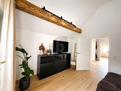 LIFESTYLE- UND MEHRGENERATIONENHAUS – 1784062824_1428930.jpg