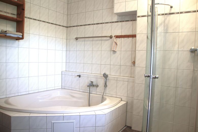 Eckbadewanne
