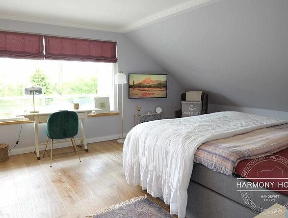2. Schlafzimmer im OG