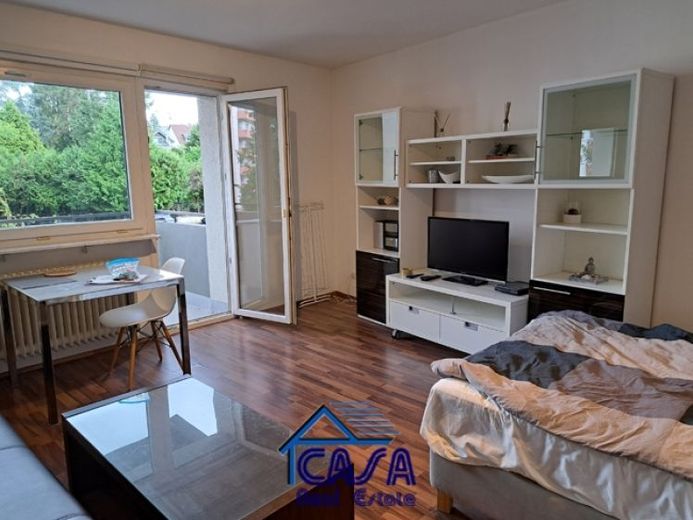 FUSSLÄUFIG ZUR SCHWEIZER STRASSE: modern eingerichtetes Apartment nahe der Schweizer Strasse – Foto 1