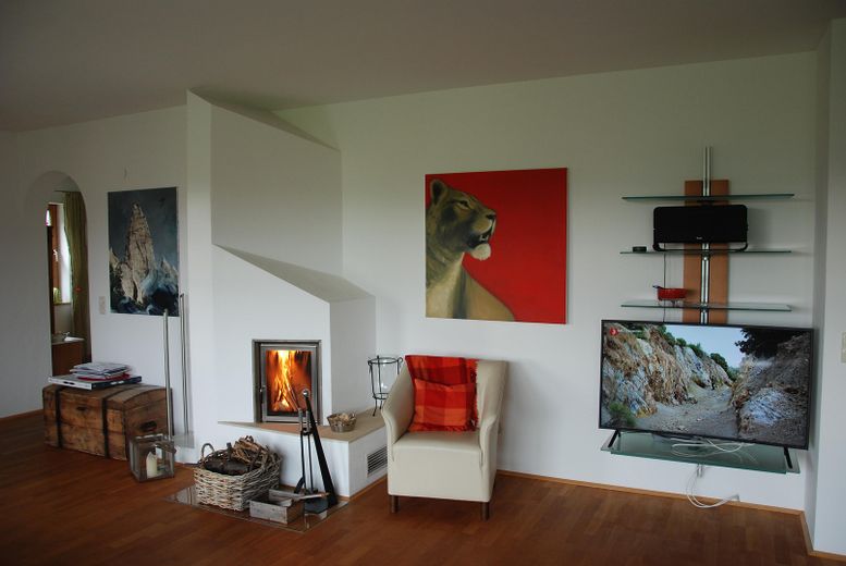 Wohnzimmer mit Heizkamin