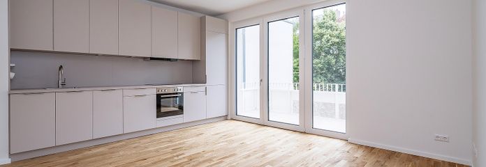 Balkonlu ve ankastre mutfaklı aydınlık 2 odalı daire