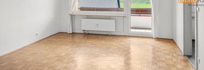 IMMORath.de - 2,5-Zimmer Wohnung mit Balkon und einzigartigem Ausblick