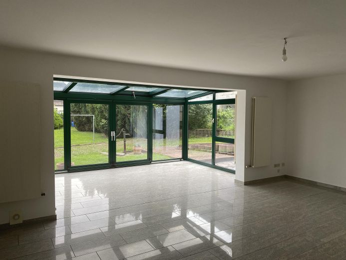 Exclusivo piso de 2 habitaciones para amantes del jardín – Foto 6