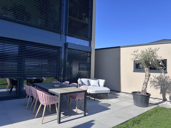 Mönchstockheim Architektenhaus - trifft auf grenzenlose Aussicht – Terrasse_01