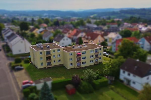 Langfristig rentables MFH-Ensemble mit attraktivem Wertsteigerungspotenzial 12 WE (ca. 939 m² Wfl.)