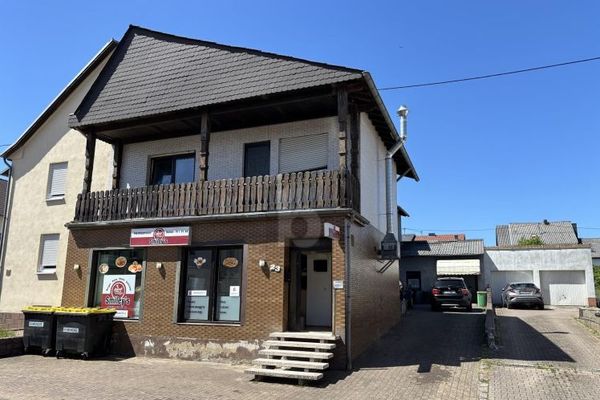 RENTABILIDAD, COMERCIAL, 2 VIVIENDAS, GRAN ALMACÉN