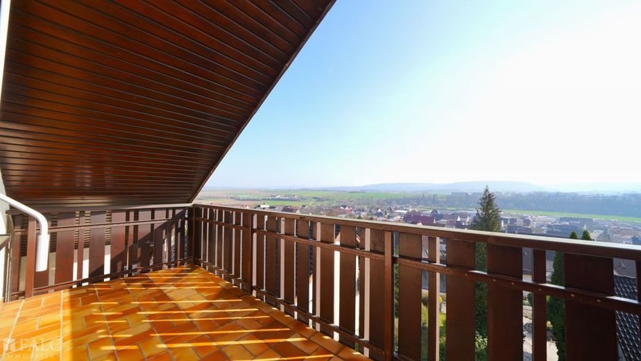 Balkonansicht mit Ausblick