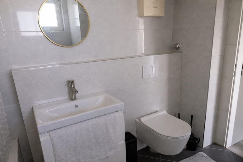 Badezimmer mit Wanne