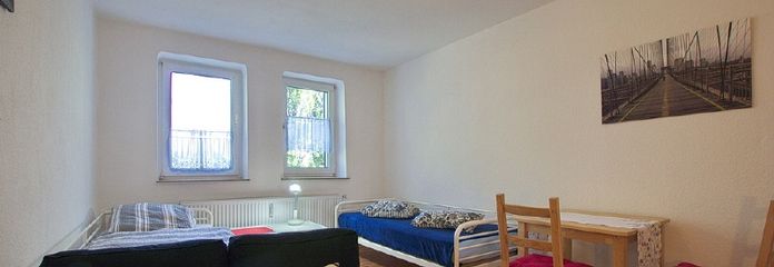 Mieszkanie z dwoma pokojami dzienno-sypialnymi i kuchnią mieszkalną, W-LAN, idealne do zakwaterowania dwóch pracowników – 20901aae3a738c56f6ba67303146212a9ef44c51.jpg