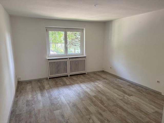 Ruhige 5 Zi-Whg. in Berg mit Balkon, renoviert – Foto 3