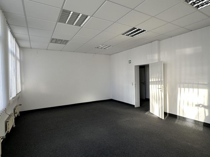 Büroraum 3 / Mehrfachplätze