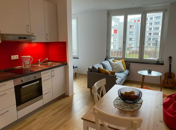 1-Zimmer-Wohnung mit TG-Stellplatz in München-Neupasing – IMG_8784.JPG