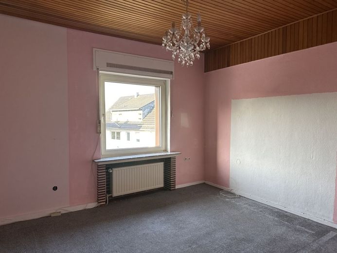 Freistehendes Zweifamilienhaus in Kirchhörde-Selbst einziehen oder vermieten – Schlafzimmer(1)OG