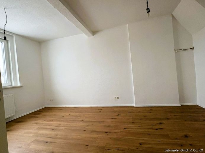 Charmante 4-Zimmer-Wohnung mit durchdachtem Grundriss in zentraler Lage von Hof – VUB0002340-12