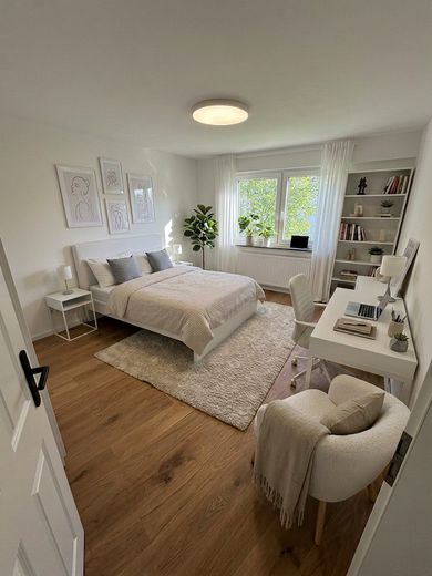 3 Zimmer Wohnung als WG zu vermieten – Zimmer 3 möbliert