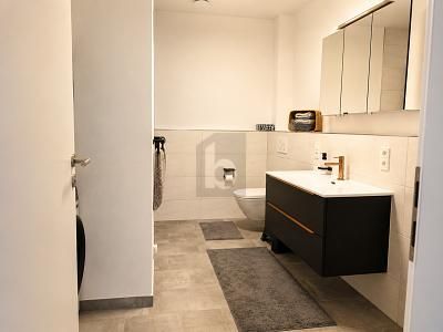 VIVRE MODERNE AVEC BUREAU À DOMICILE – 1781686782_56b4b88.jpg