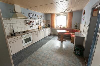 POTENZIAL IN IDYLLISCHER FAMILIÄRER UMGEBUNG – 1747031296_e9c906.jpg