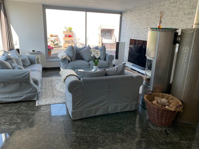 Penthouse-Maisonette von/an Privat – Wohnbereich