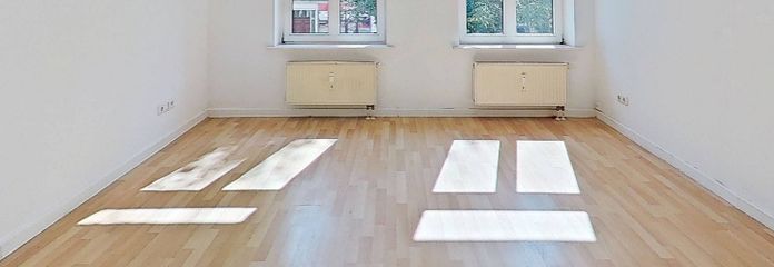 Intemporellement belle – Charmante appartement ancien de 4 pièces avec ascenseur – Ansicht I: Wohn- und Esszimmer