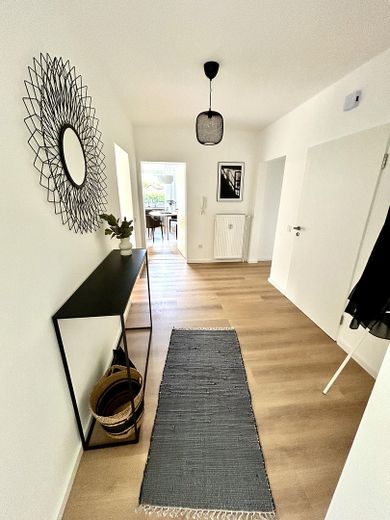 Gerenoveerd 3-kamerappartement met terras en tuinaandeel op aantrekkelijke locatie in Hasbergen – Foto 1
