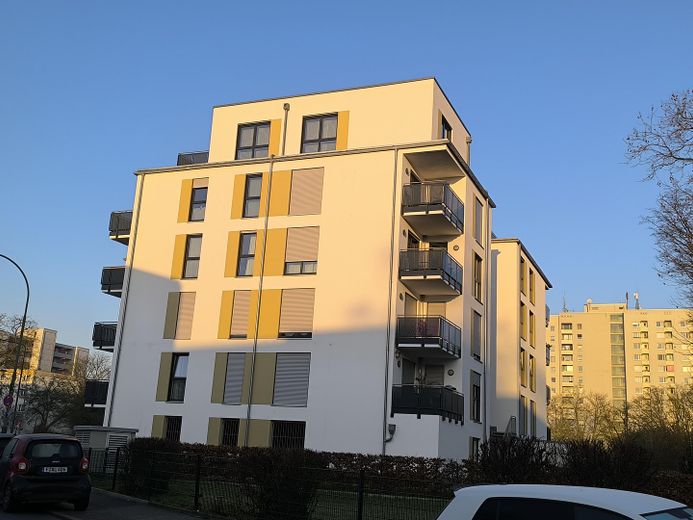 PENTHOUSE Frankfurt, direkt am MAIN, nähe Uniklinik, TG, Skylineblick, Provisionsfrei, Möbliert – Foto 35