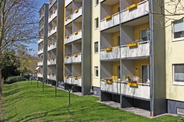 Tutto nuovo - bellissimo appartamento di 3 locali con ascensore e balcone