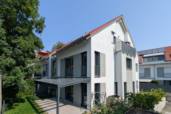 Bahçeli ve güneybatı teraslı şık maisonette daire – kendi evinizde yaşıyormuş gibi