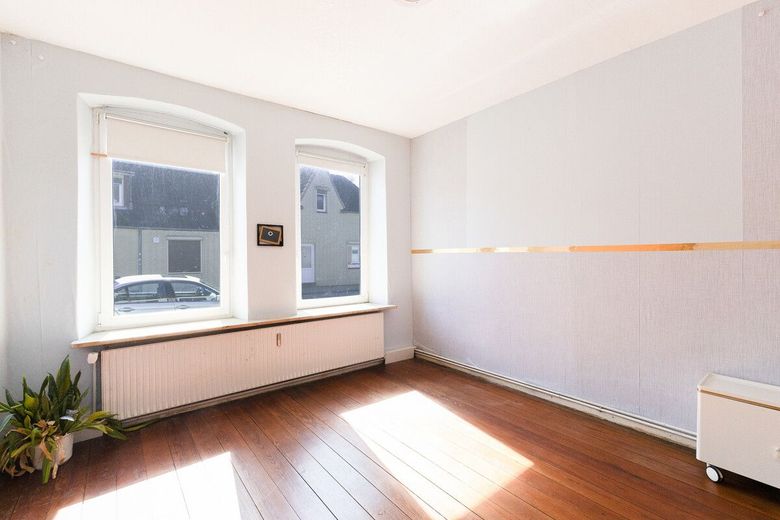 Großes Haus für Macher: Mehrgenerationen &amp; Potenzial – Esszimmer
